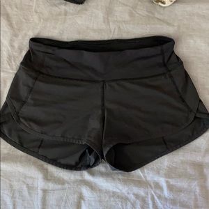 Lululemon Speed Up Short 2.5